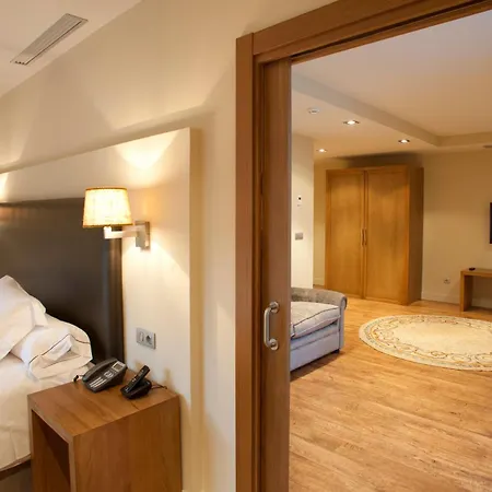 Komentu Maitea ホテル