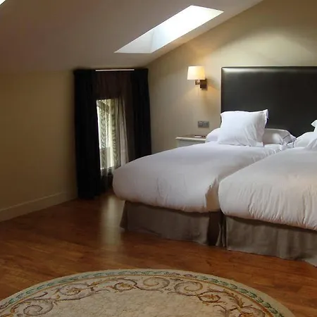 Hotell Komentu Maitea 4*