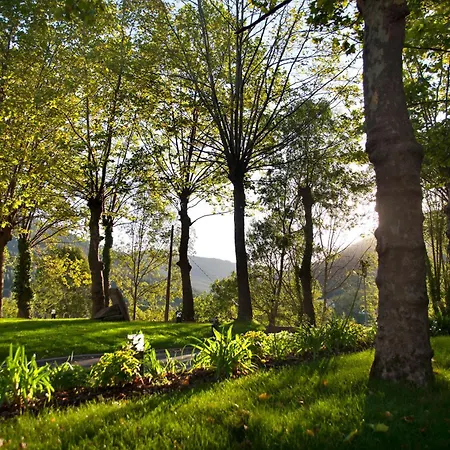 Komentu Maitea Hotel 4*