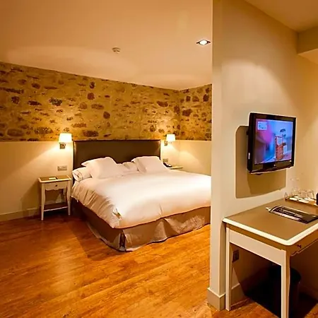 Hotel Komentu Maitea