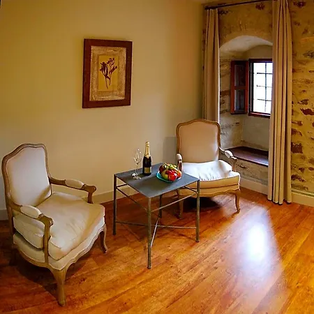 Hotel Komentu Maitea 4*