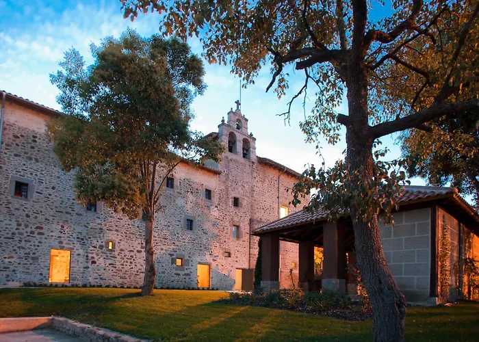 Hotel Komentu Maitea